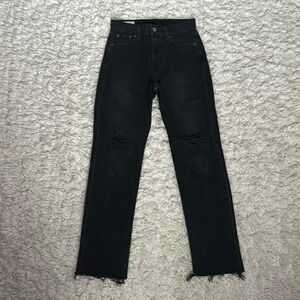 Gap cheeky straight leg high rise jeans size 00 with ripped knees.